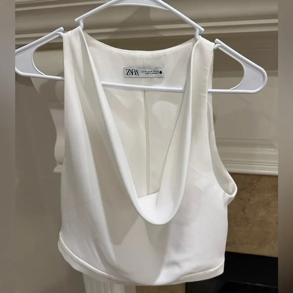 Three medium tops — 2 cropped (Zara & Banana Republic) & 1 bodysuit (Dillards) - Picture 7 of 15